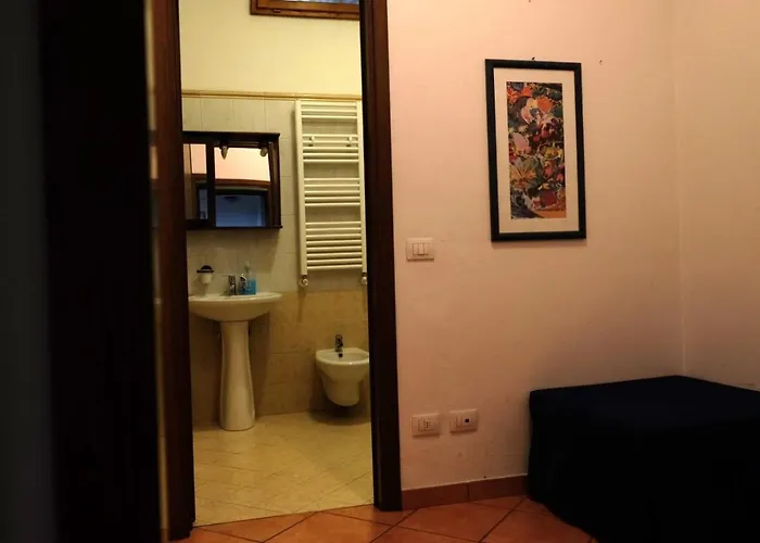 Iris Casa Vacanza Apartment *